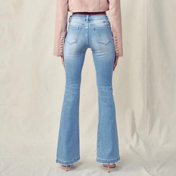 KanCan Light Wash Flares - Picture 4 of 8